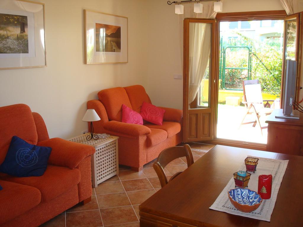 דירות איאמונטה Apartamento Alimar Costa Esuri מראה חיצוני תמונה